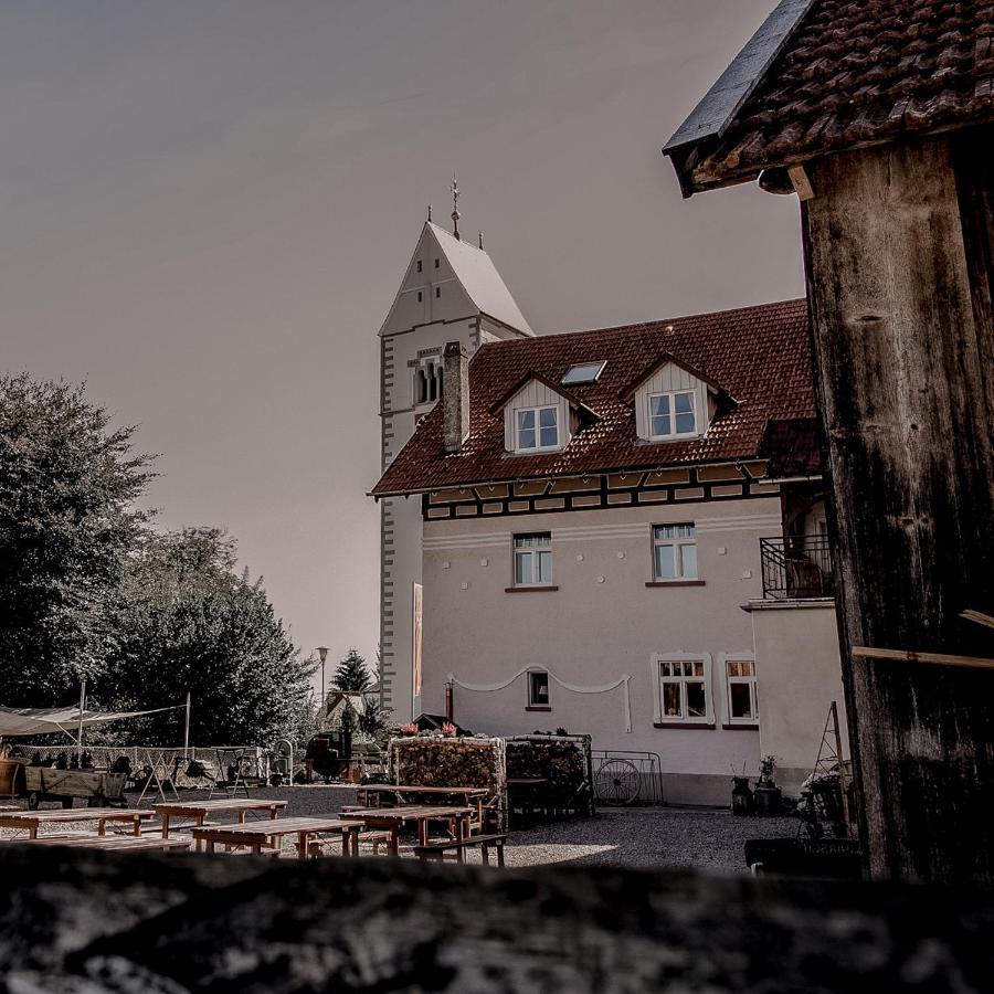Allgaeuer Genusshotel Und Historischer Dorfgasthof Hirsch Leutkirch im Allgäu Exterior foto
